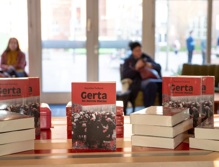 Kateřina Tučková na literární diskuzi v Brémách